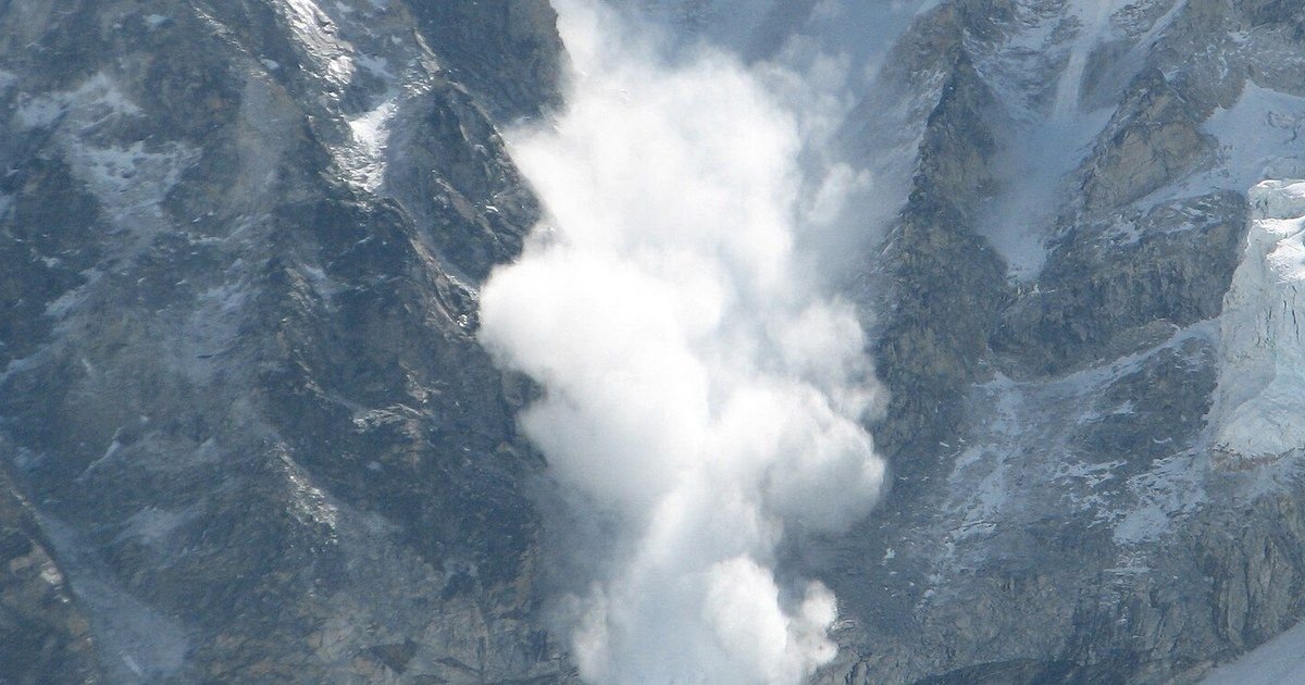La nieve que no se veía hace 40 años se volvió trampa mortal: avalancha en Portillo deja tres muertos y Chile declara emergencia