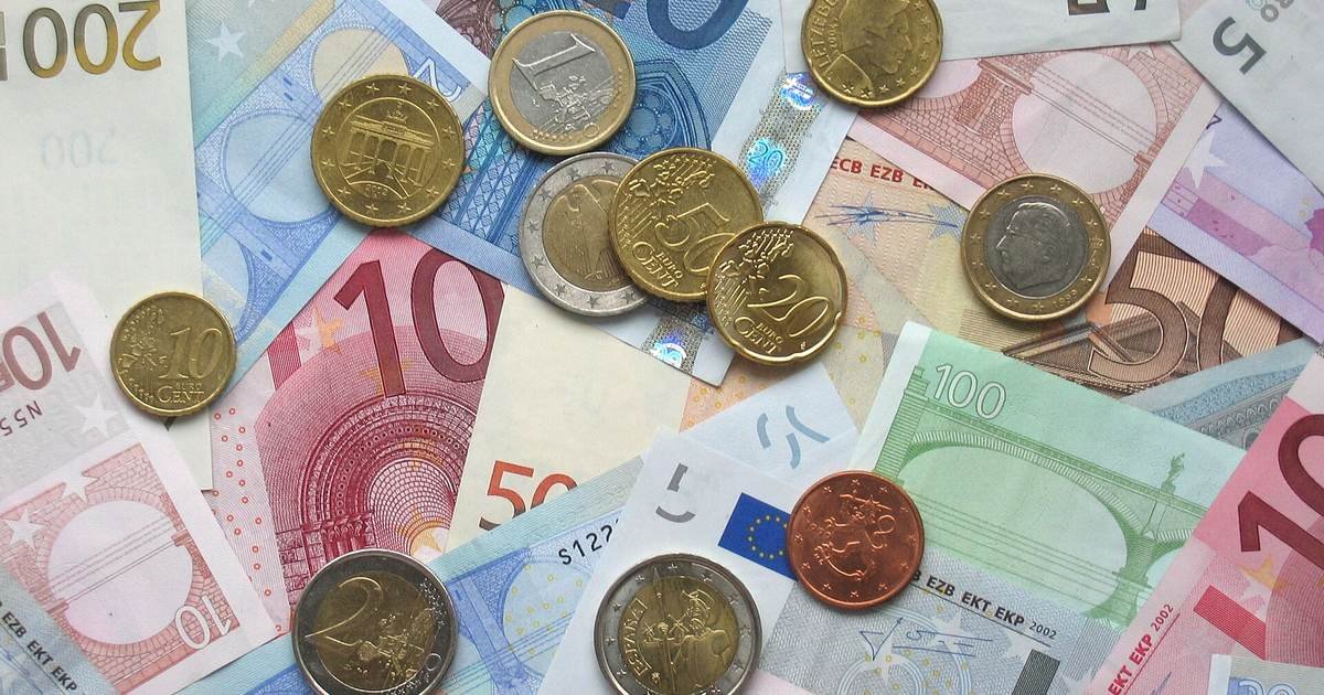 Talking about money as a couple: the awkward conversation that saves the most relationships